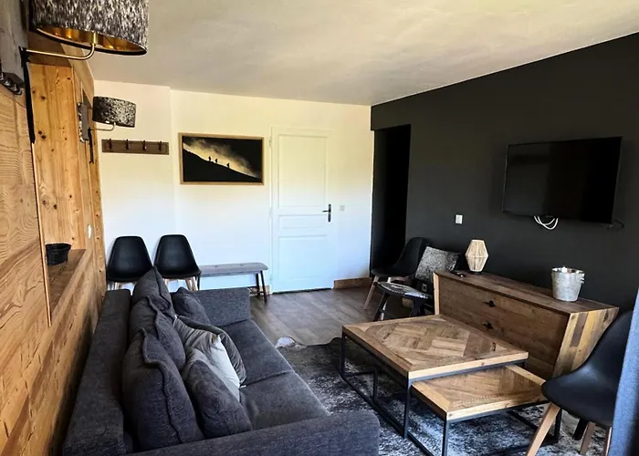 Le Centaure - Beau 4 Pieces Chaleureux - Aux Pieds - Exposition Sud Ouest Mae-0591